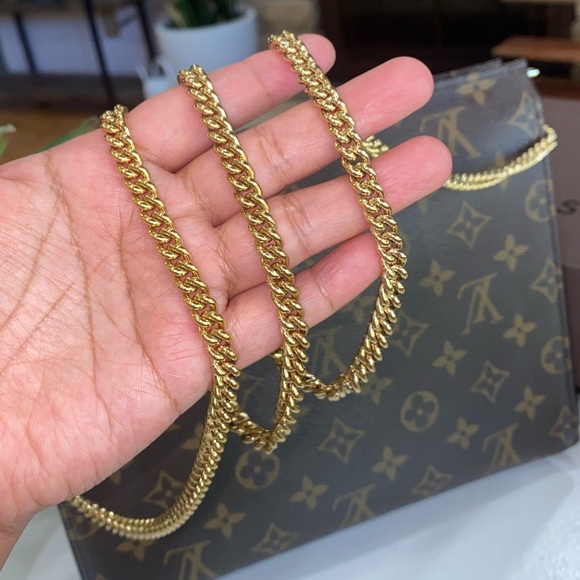 ❤️authentic toiletry 26 and chain - Picture 7 of 16